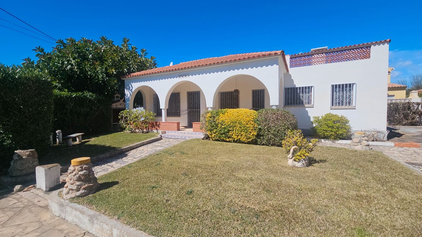 5 soverom Villa til salgs i Vinaros med svømmebasseng garasje - € 445 000 (Ref: 8202845)