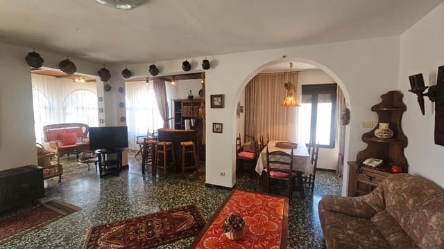 5 soverom Villa til salgs i Vinaròs med svømmebasseng garasje - € 445 000 (Ref: 8202845)