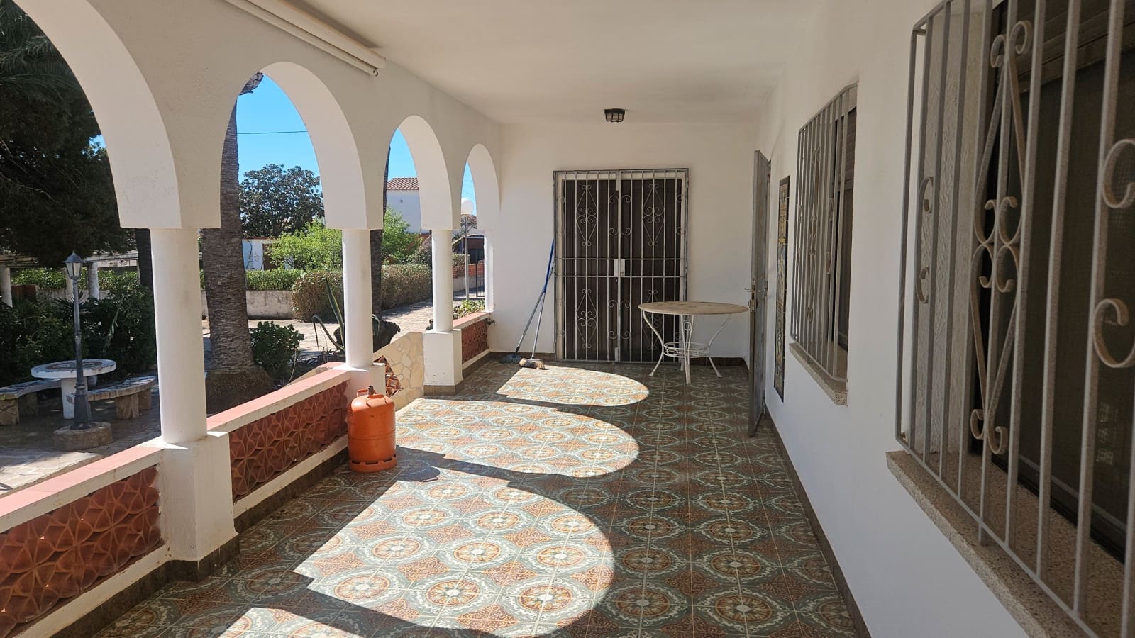 5 soverom Villa til salgs i Vinaros med svømmebasseng garasje - € 445 000 (Ref: 8202845)