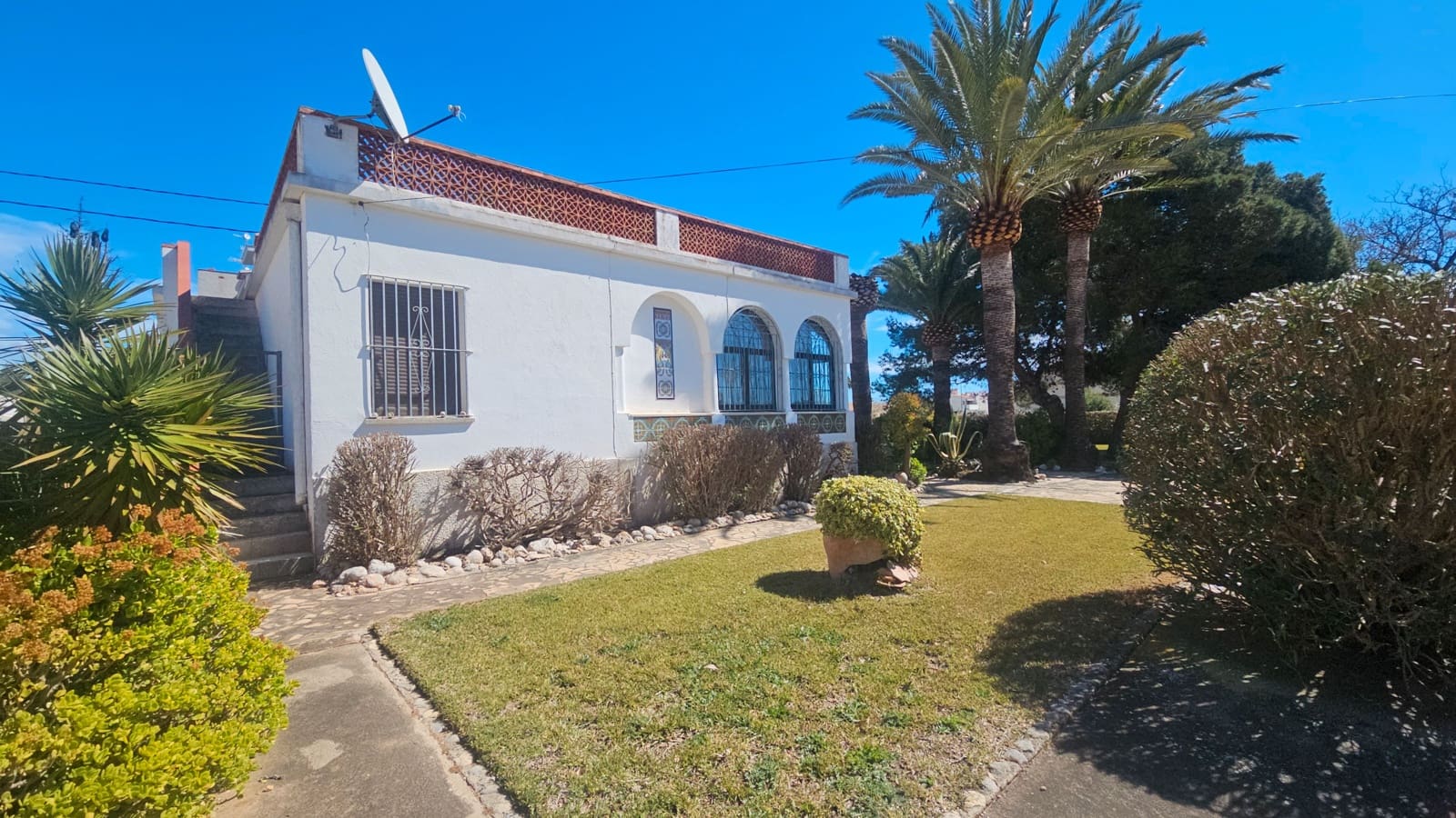 5 soverom Villa til salgs i Vinaros med svømmebasseng garasje - € 445 000 (Ref: 8202845)