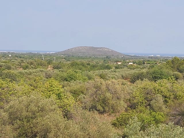 4 bedroom Finca/Country House for sale in Càlig - € 195,000 (Ref: 8480022)