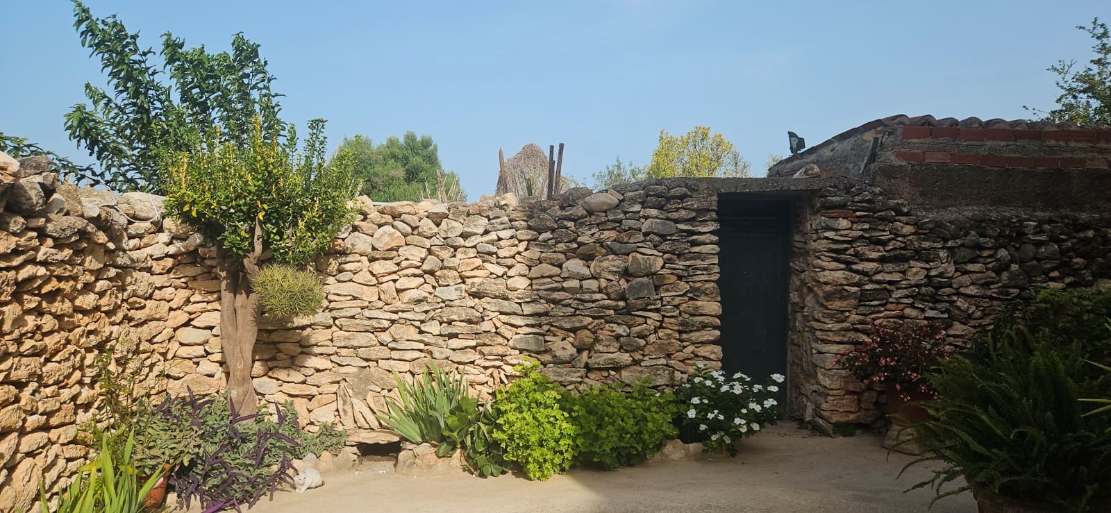 4 soveværelse Villa til salg i Calig - € 250.000 (Ref: 8485533)