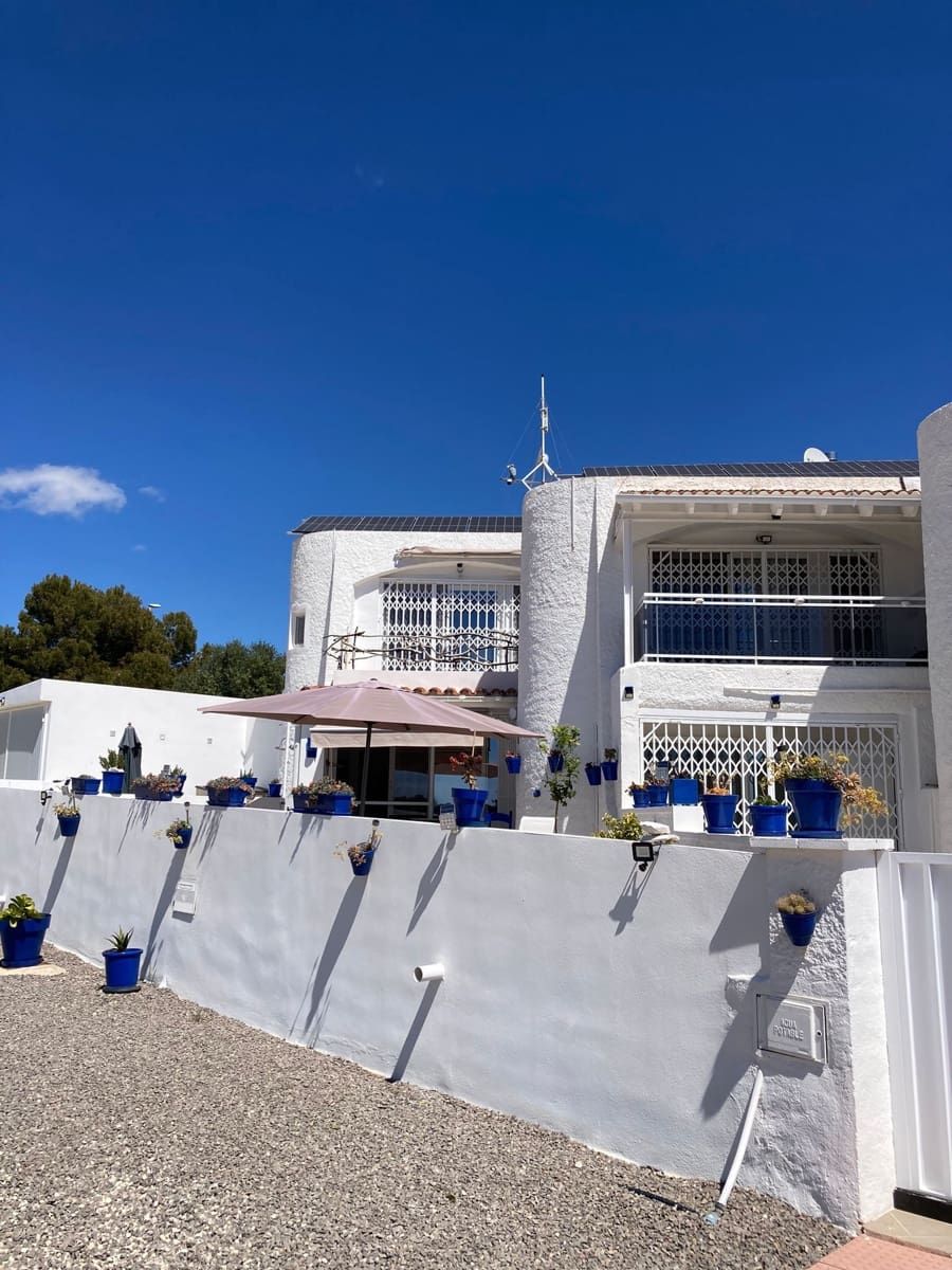 2 bedroom Semi-detached Villa for sale in Peniscola with garage - € 295,000 (Ref: 8493067)