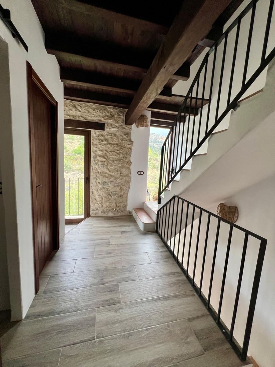 3 soveværelse Villa til salg i Vallibona - € 220.000 (Ref: 8518722)