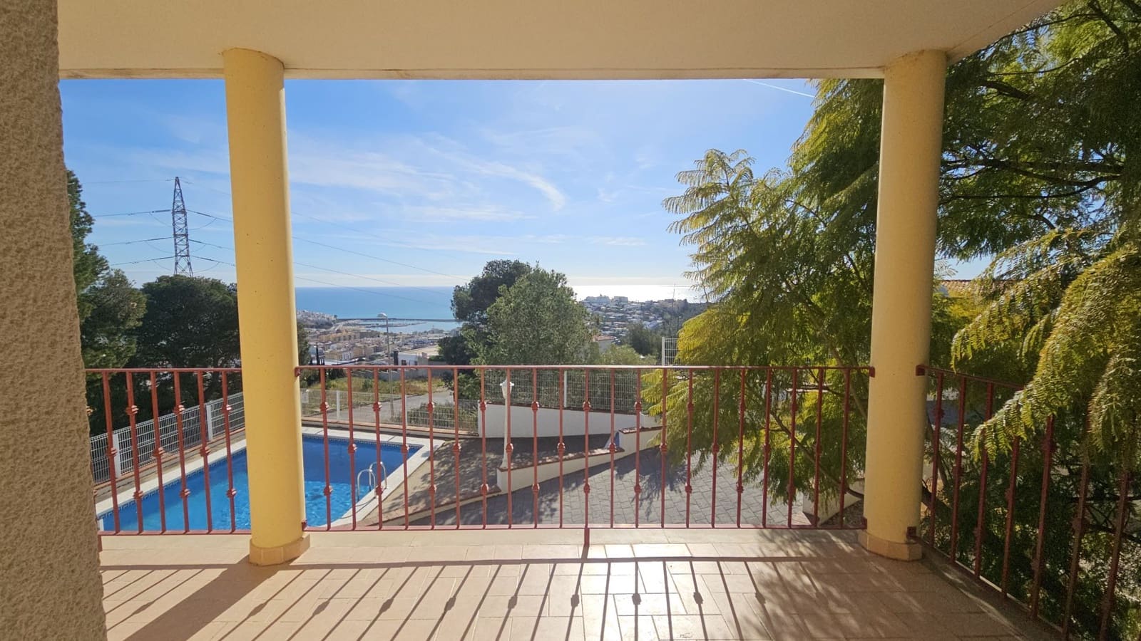 3 soveværelse Semi-Rækkehus til salg i Peniscola med swimmingpool garage - € 240.000 (Ref: 8811029)