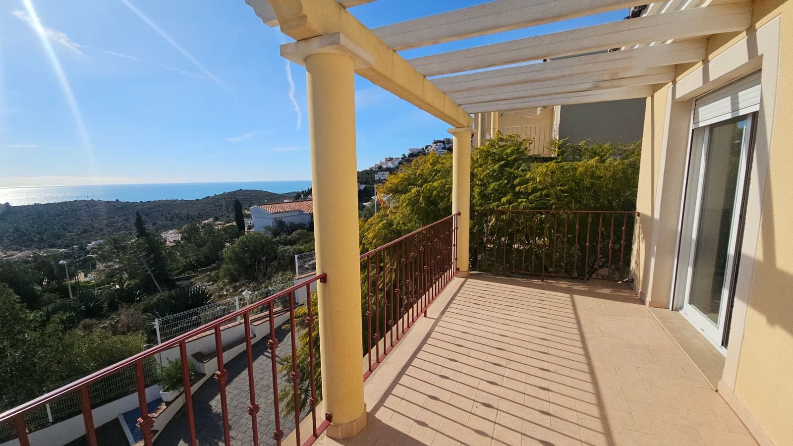 3 soveværelse Semi-Rækkehus til salg i Peniscola med swimmingpool garage - € 240.000 (Ref: 8811029)