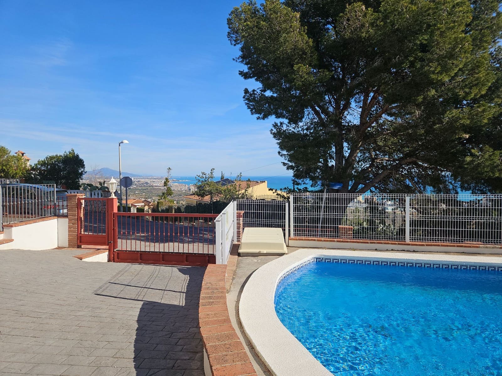 3 soveværelse Semi-Rækkehus til salg i Peniscola med swimmingpool garage - € 240.000 (Ref: 8811029)