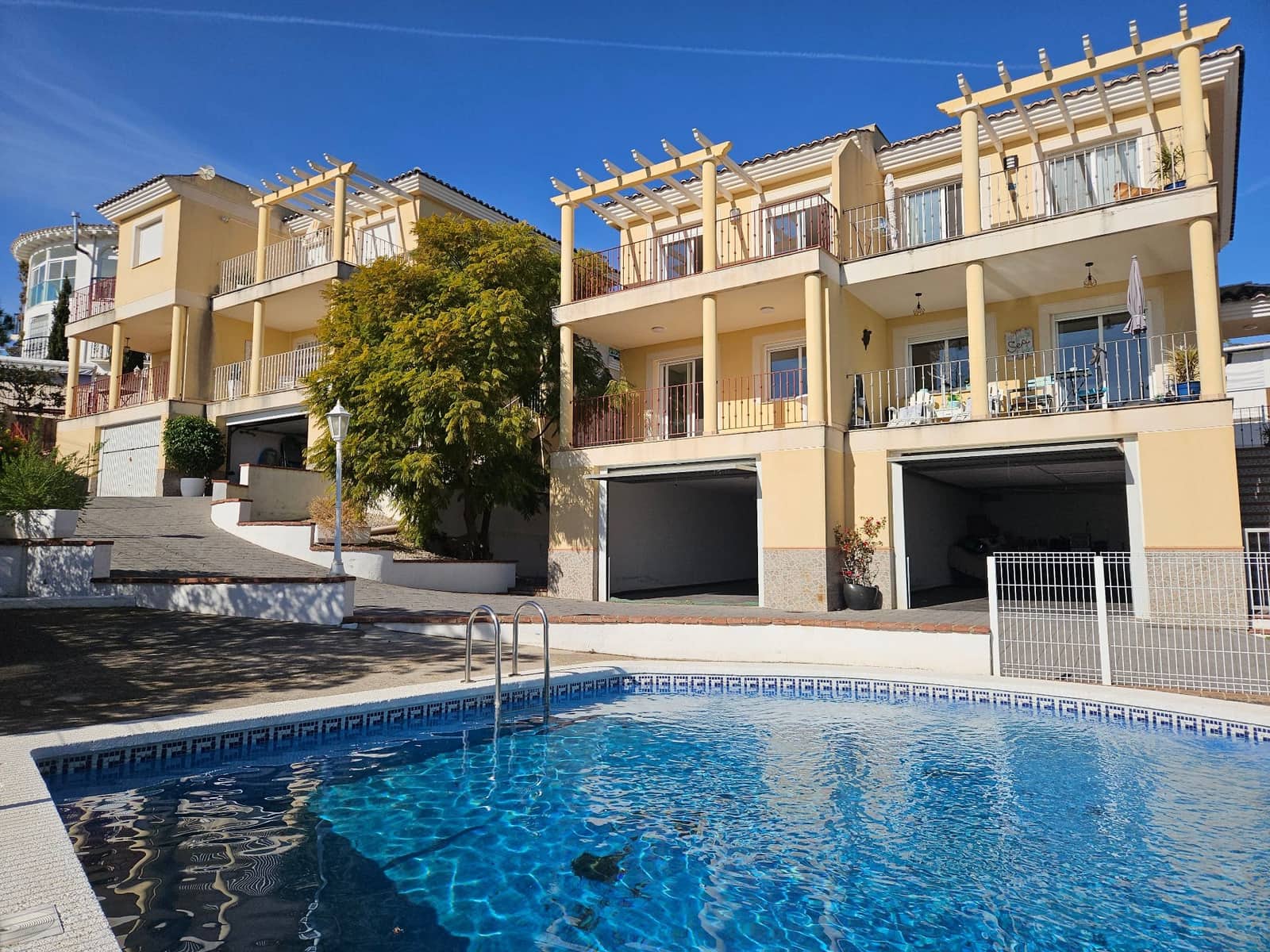 3 soveværelse Semi-Rækkehus til salg i Peniscola med swimmingpool garage - € 240.000 (Ref: 8811029)