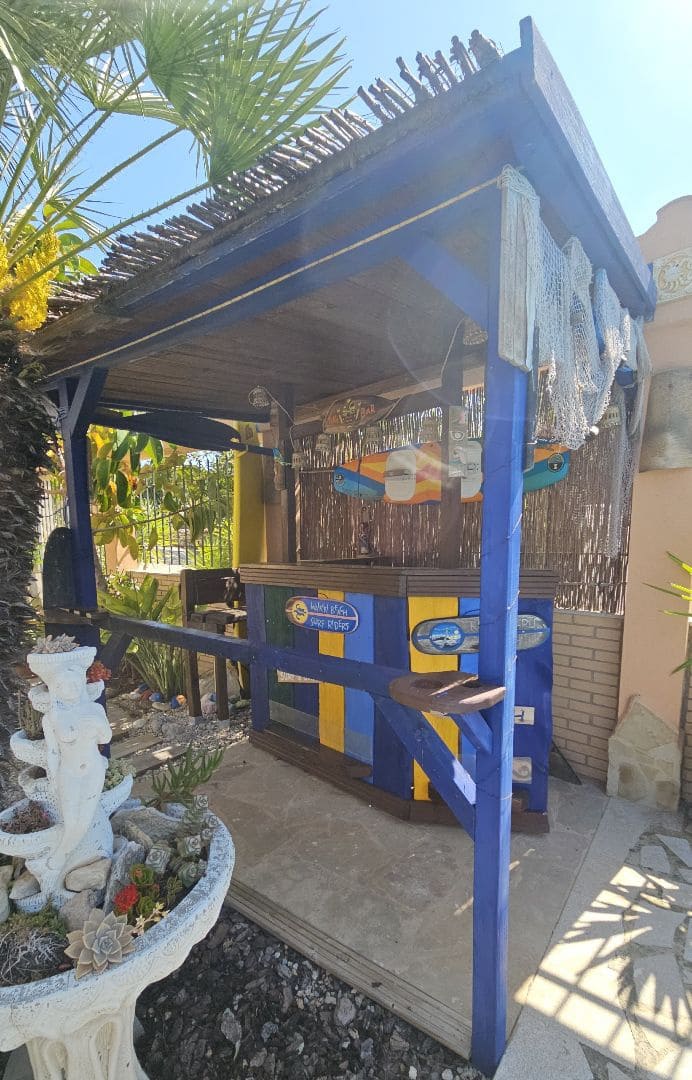 4 soveværelse Finca/Landehus til salg i Calig med swimmingpool garage - € 585.000 (Ref: 8939664)