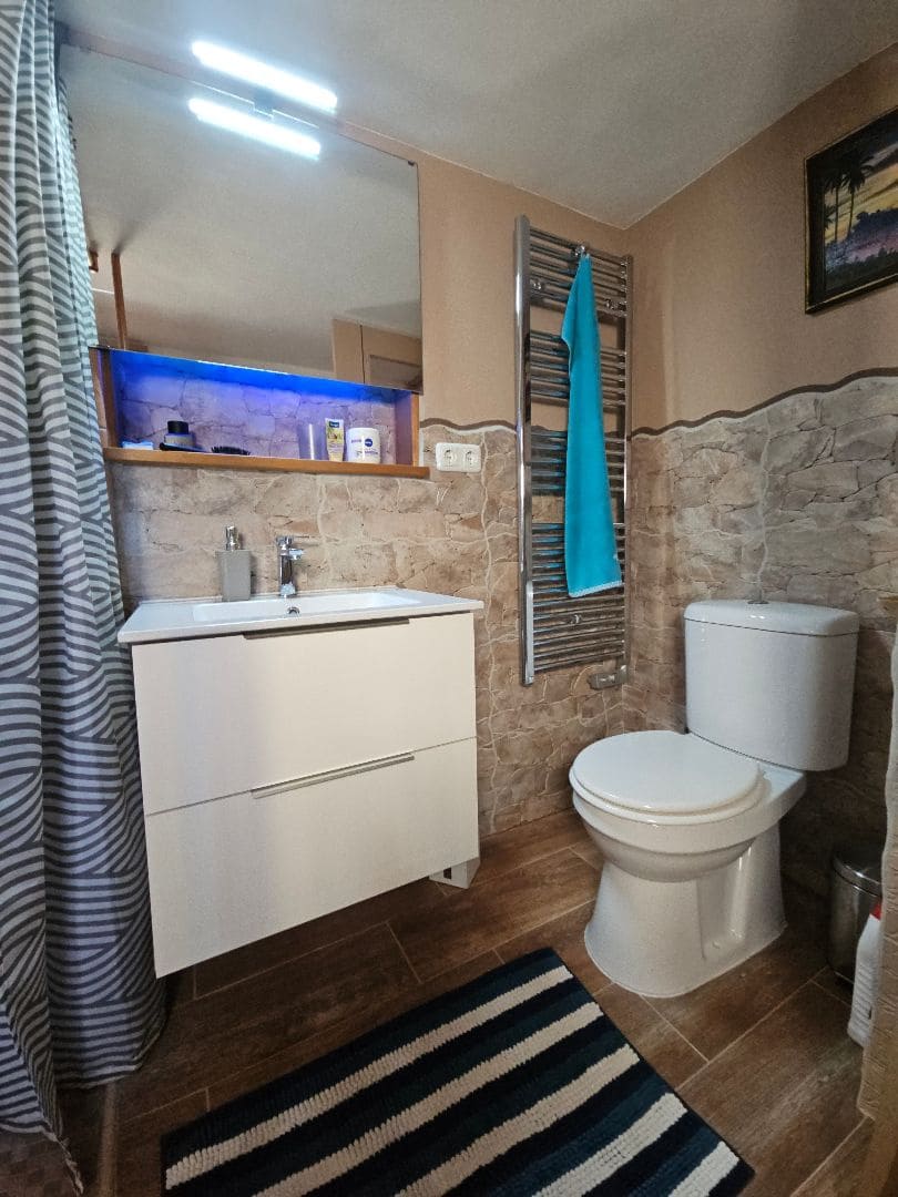 4 soveværelse Finca/Landehus til salg i Calig med swimmingpool garage - € 585.000 (Ref: 8939664)