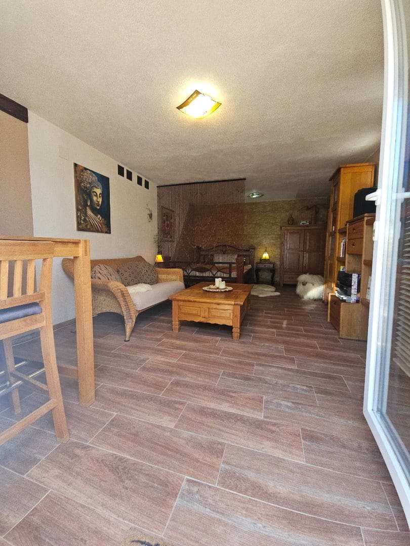 4 soveværelse Finca/Landehus til salg i Calig med swimmingpool garage - € 585.000 (Ref: 8939664)