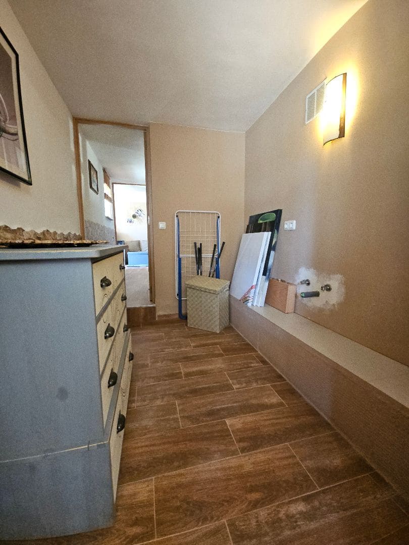 4 soveværelse Finca/Landehus til salg i Calig med swimmingpool garage - € 585.000 (Ref: 8939664)