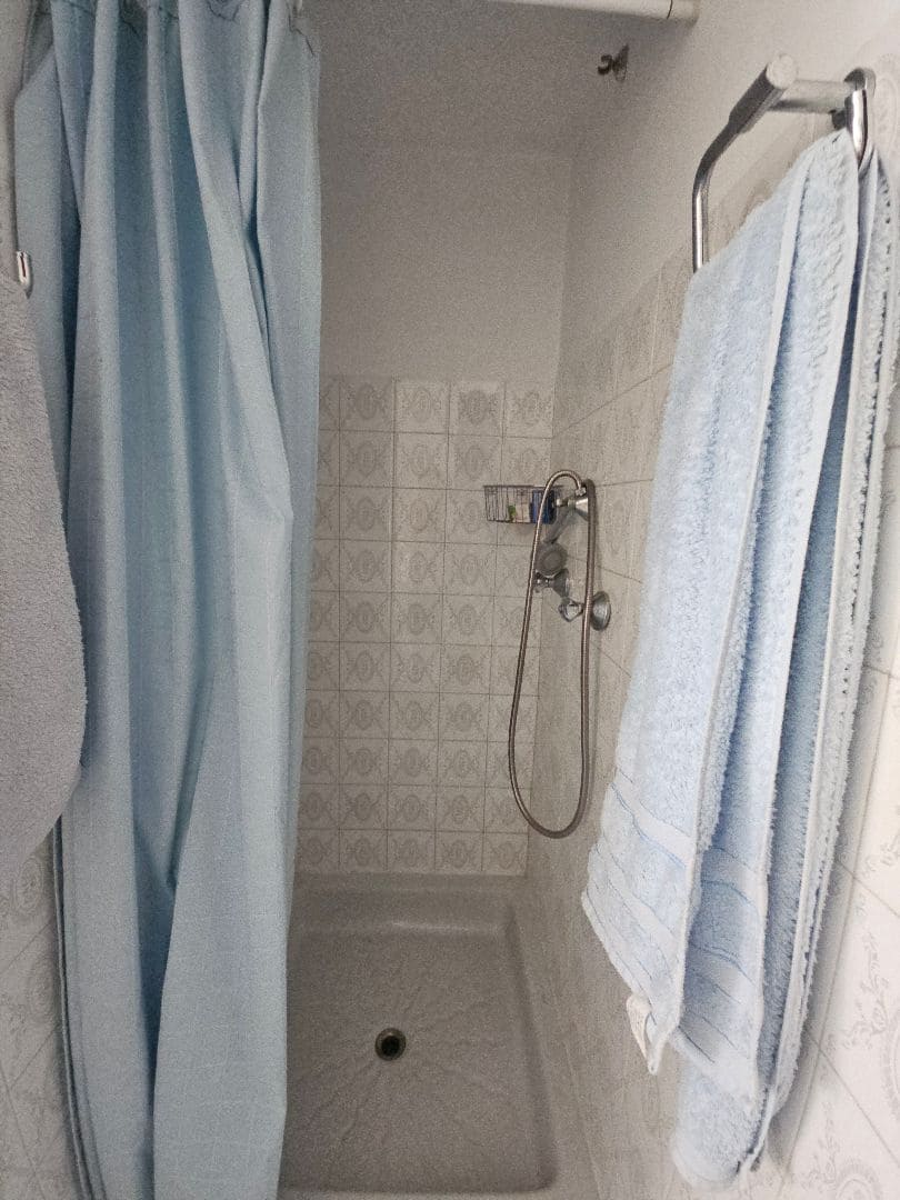 7 soverom Hotell til salgs i Calig med garasje - € 170 000 (Ref: 8951651)