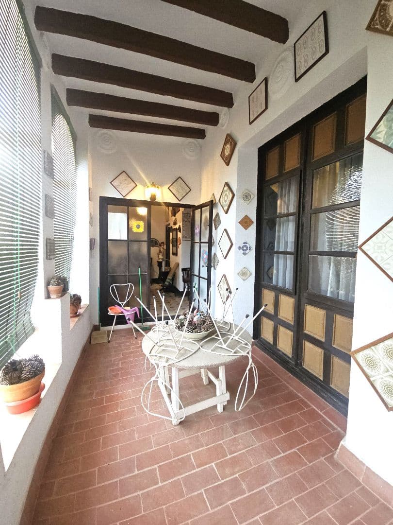 7 soverom Hotell til salgs i Calig med garasje - € 170 000 (Ref: 8951651)