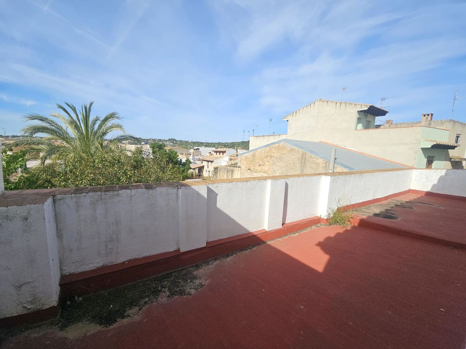 7 soverom Hotell til salgs i Calig med garasje - € 170 000 (Ref: 8951651)