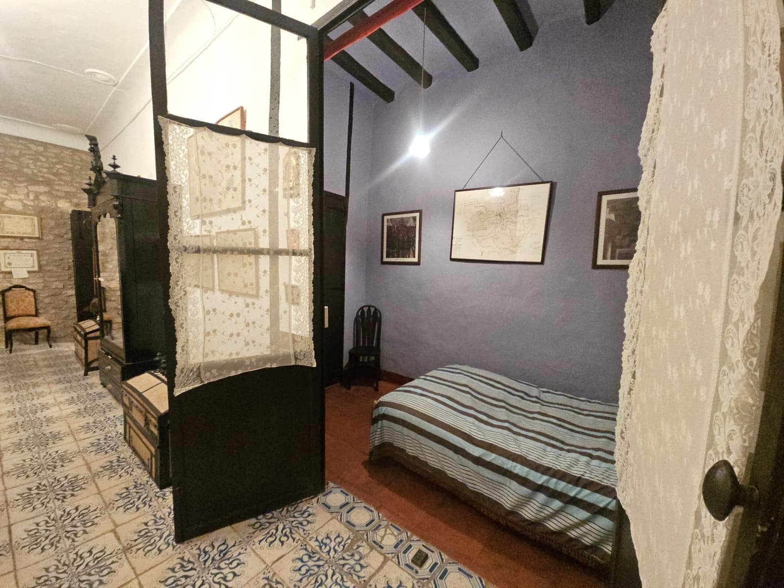 7 soverom Hotell til salgs i Calig med garasje - € 170 000 (Ref: 8951651)