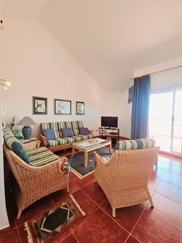 2 slaapkamer Penthouse te koop in Sant Jordi met zwembad - € 299.000 (Ref: 9012946)