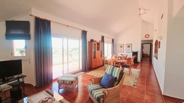 2 slaapkamer Penthouse te koop in Sant Jordi met zwembad - € 299.000 (Ref: 9012946)