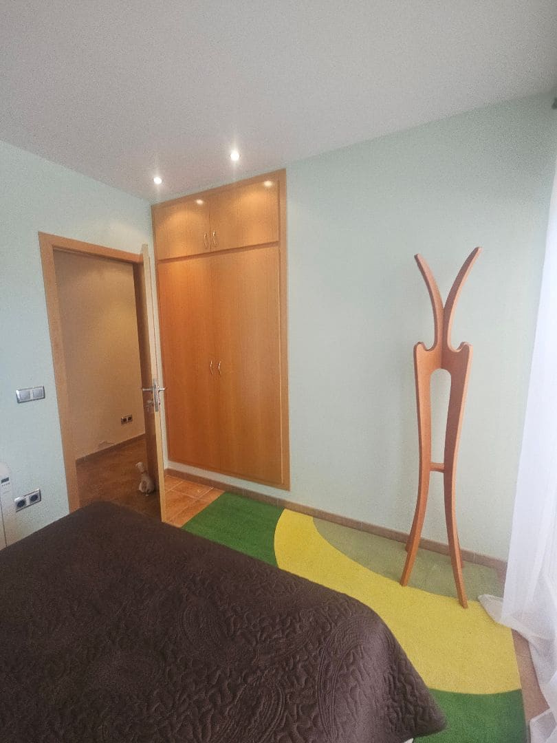 3 soveværelse Villa til salg i Calig med swimmingpool garage - € 649.000 (Ref: 9097625)