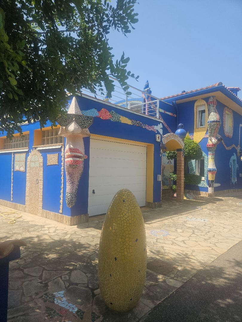 3 soveværelse Villa til salg i Calig med swimmingpool garage - € 649.000 (Ref: 9097625)