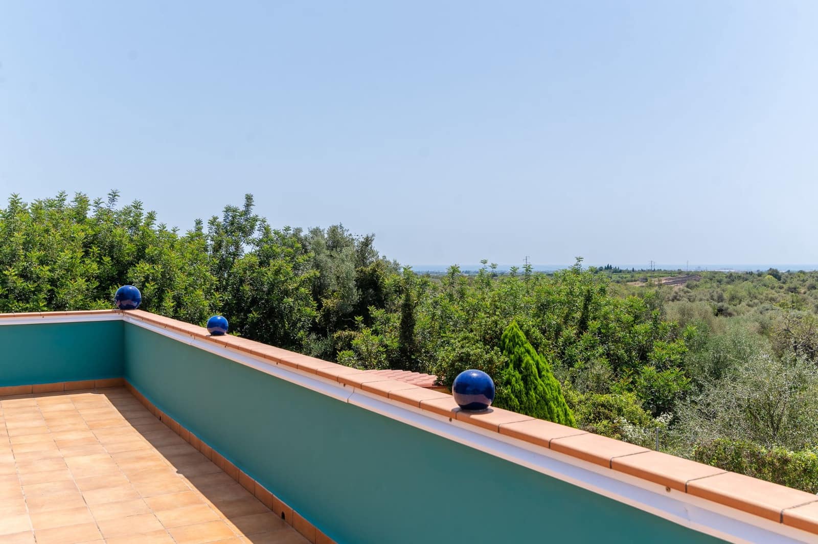 3 soveværelse Villa til salg i Calig med swimmingpool garage - € 649.000 (Ref: 9097625)