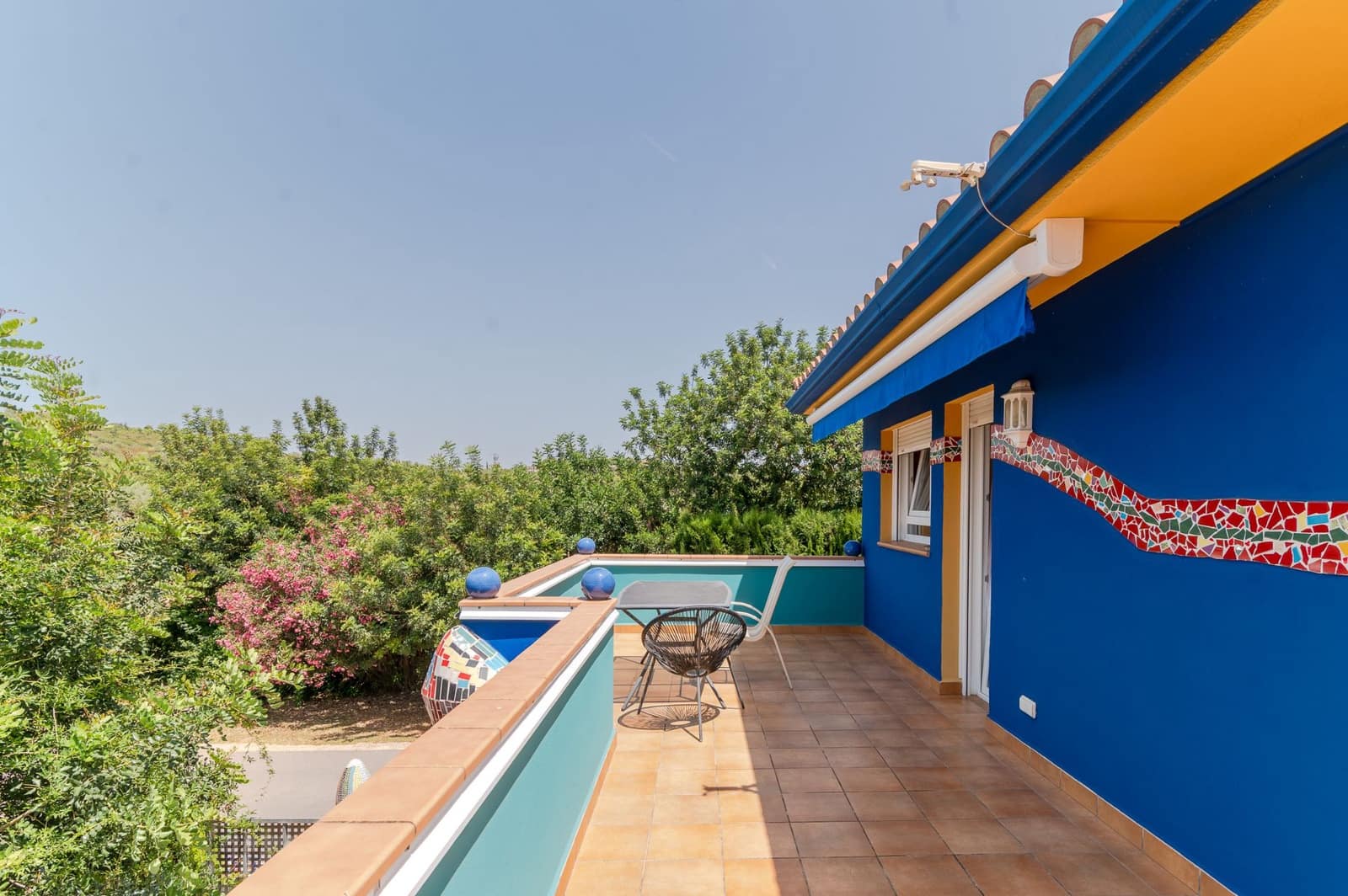 3 soveværelse Villa til salg i Calig med swimmingpool garage - € 649.000 (Ref: 9097625)