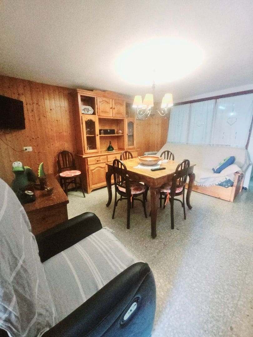 4 sypialnia Dom na sprzedaż w Calig z garażem - 139 000 € (Ref: 9101686)