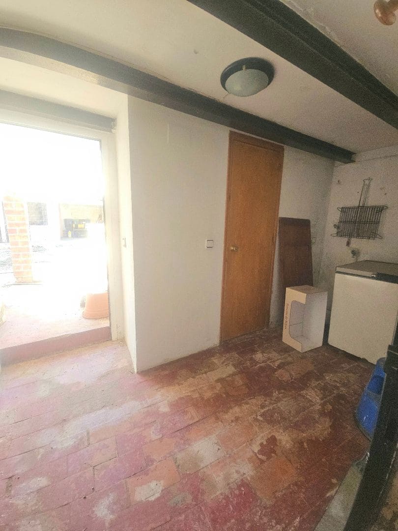 4 sypialnia Dom na sprzedaż w Calig z garażem - 139 000 € (Ref: 9101686)