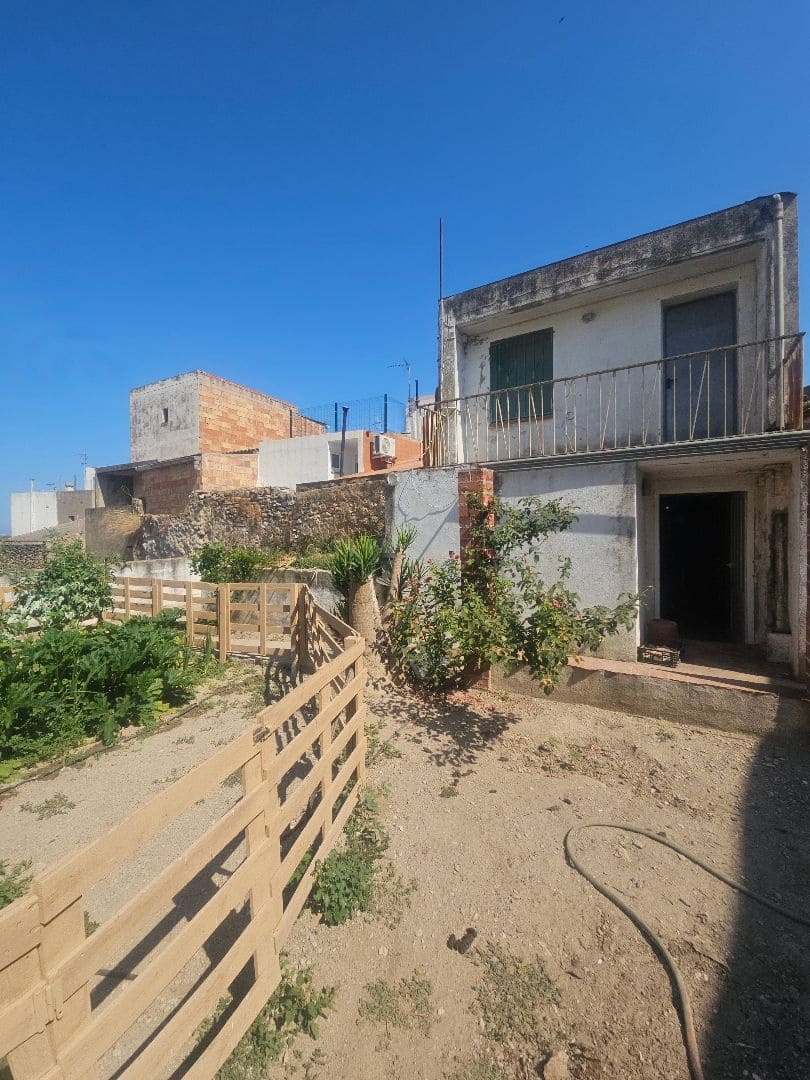 4 sypialnia Dom na sprzedaż w Calig z garażem - 139 000 € (Ref: 9101686)