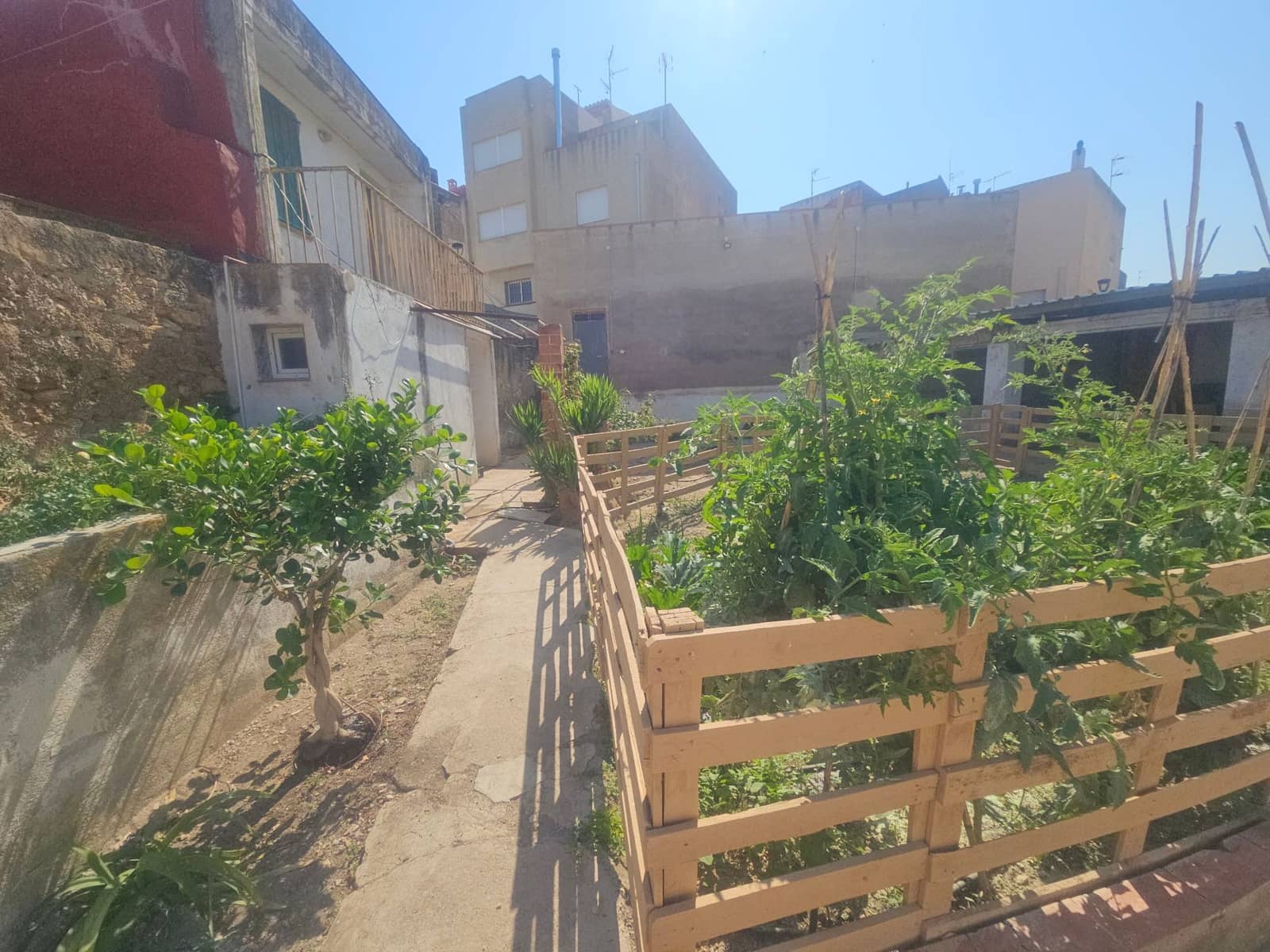 4 sypialnia Dom na sprzedaż w Calig z garażem - 139 000 € (Ref: 9101686)