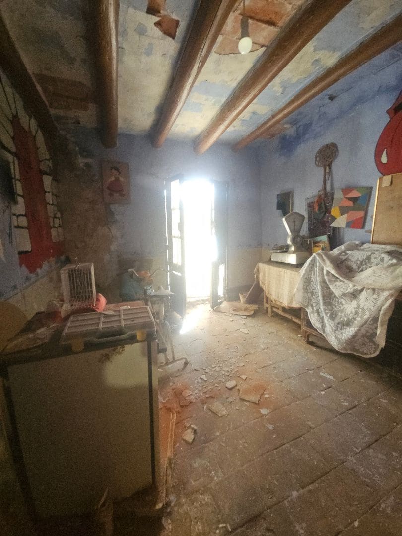 5 soveværelse Byhus til salg i Calig - € 65.000 (Ref: 9133847)