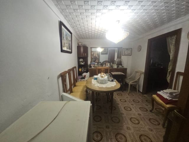 5 bedroom Townhouse for sale in Càlig - € 65,000 (Ref: 9133847)