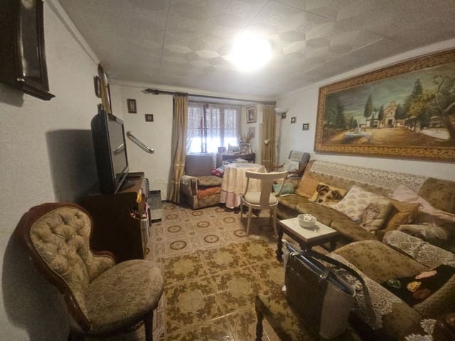 5 bedroom Townhouse for sale in Càlig - € 65,000 (Ref: 9133847)