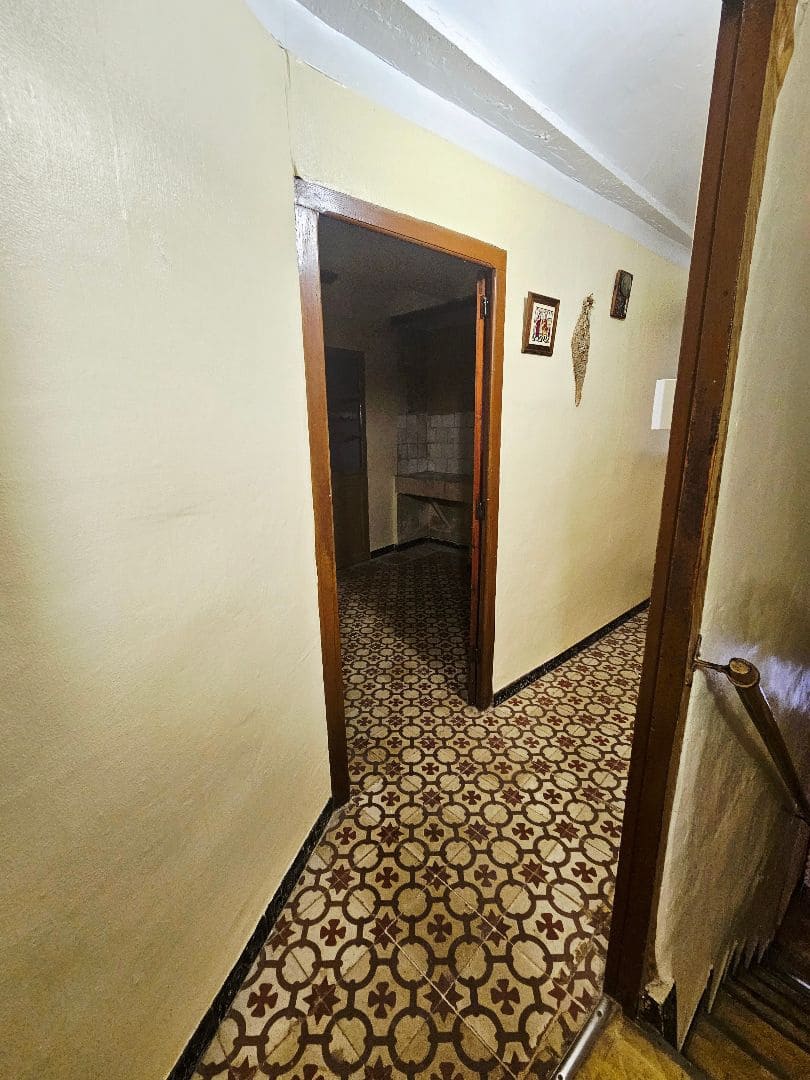 5 makuuhuone Omakotitalo myytävänä paikassa Calig - 65 000 € (Ref: 9133847)