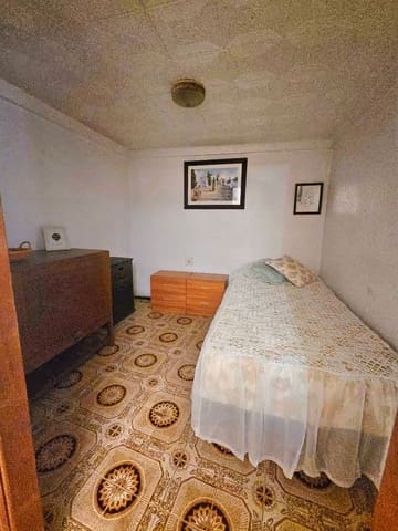 5 slaapkamer Huis te koop in Càlig - € 65.000 (Ref: 9133847)