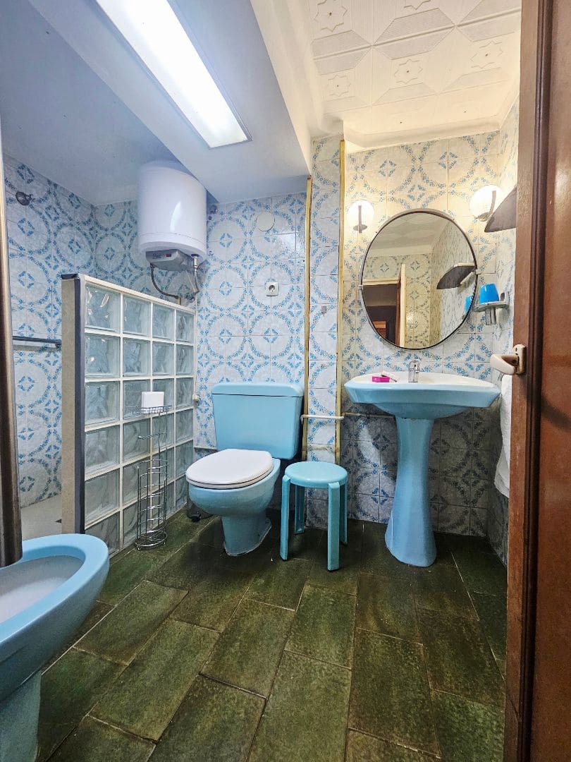 5 makuuhuone Omakotitalo myytävänä paikassa Calig - 65 000 € (Ref: 9133847)