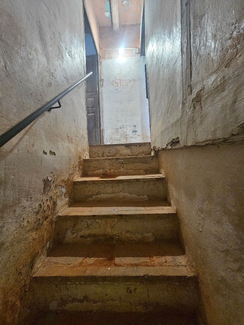 5 makuuhuone Omakotitalo myytävänä paikassa Calig - 65 000 € (Ref: 9133847)