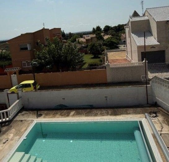 3 sypialnia Willa na sprzedaż w Vinaros z basenem garażem - 430 000 € (Ref: 9191919)