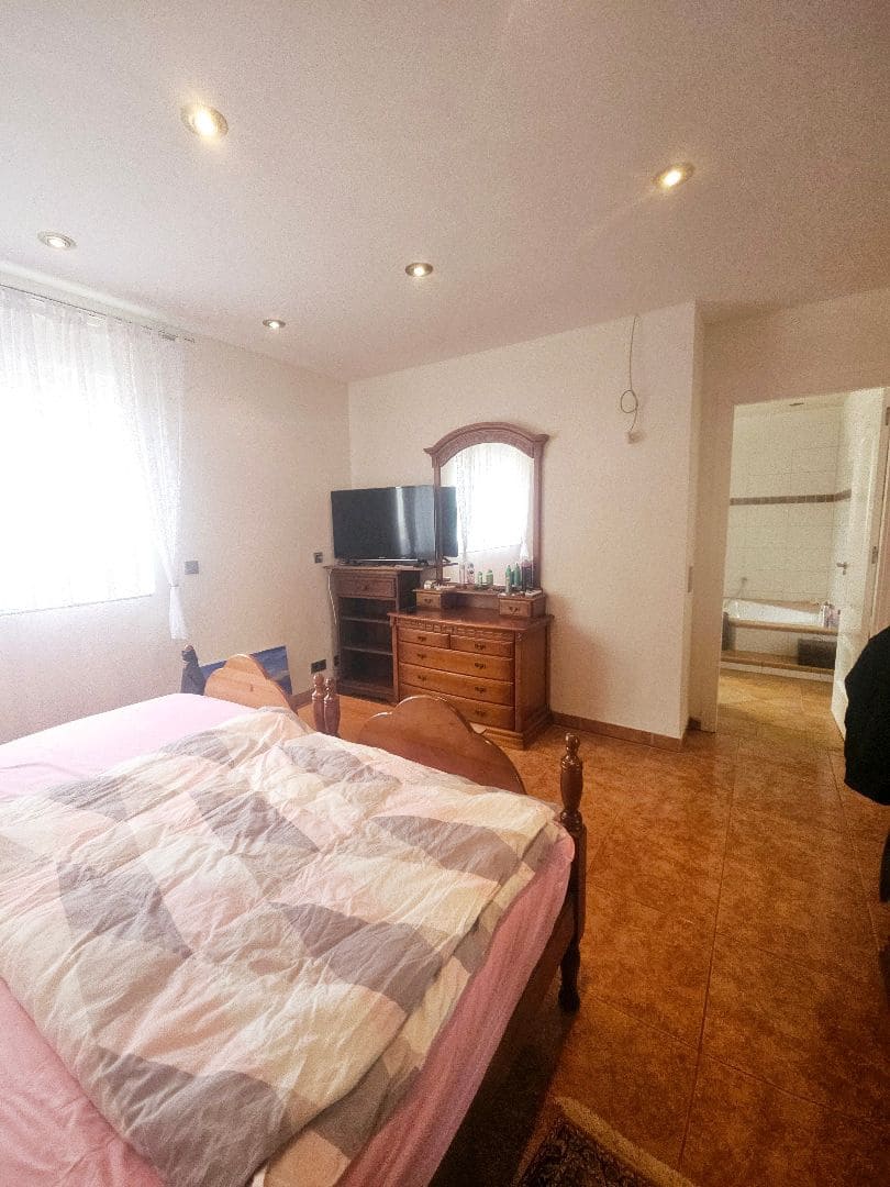 3 sypialnia Willa na sprzedaż w Vinaros z basenem garażem - 430 000 € (Ref: 9191919)