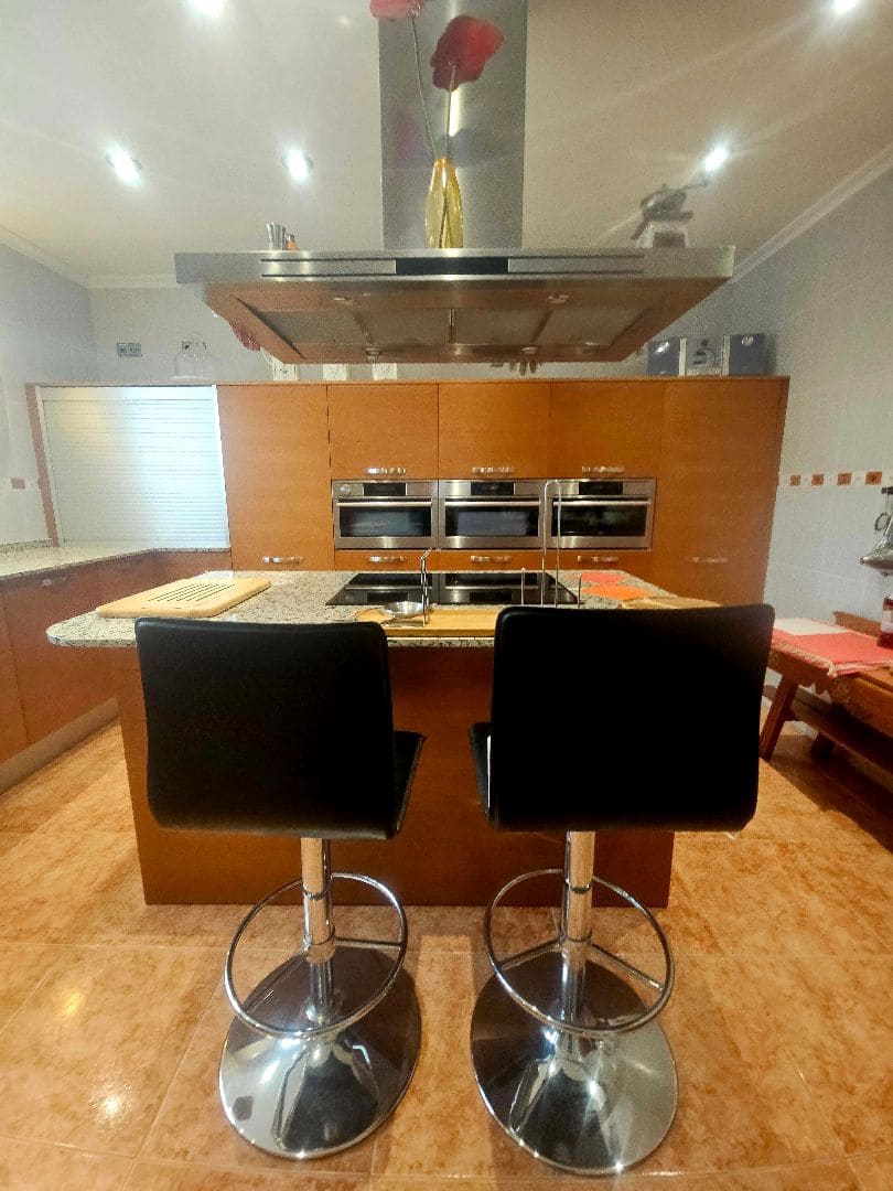 3 sypialnia Willa na sprzedaż w Vinaros z basenem garażem - 430 000 € (Ref: 9191919)