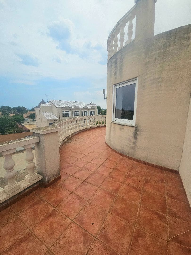 3 sypialnia Willa na sprzedaż w Vinaros z basenem garażem - 430 000 € (Ref: 9191919)