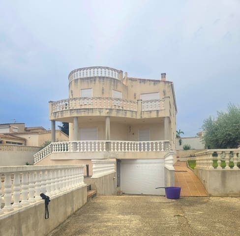 3 soveværelse Villa til salg i Vinaròs med swimmingpool garage - € 430.000 (Ref: 9191919)