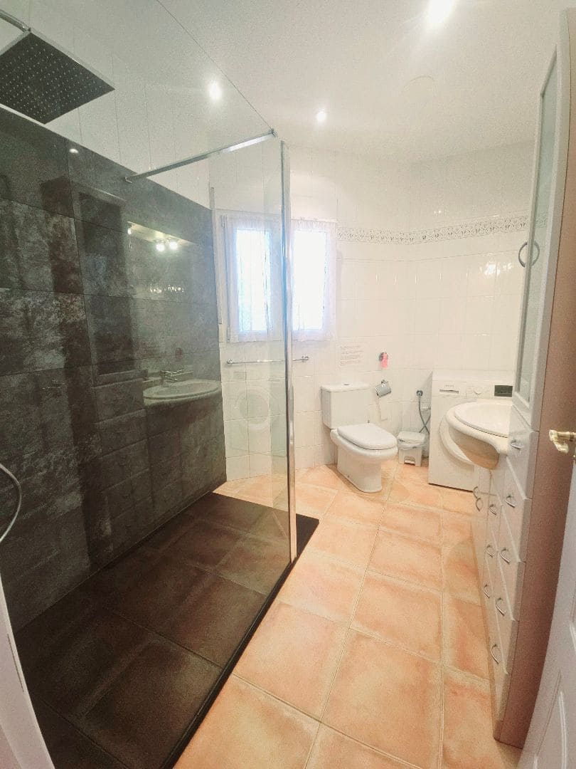 3 sypialnia Willa na sprzedaż w Vinaros z basenem garażem - 395 000 € (Ref: 9218991)