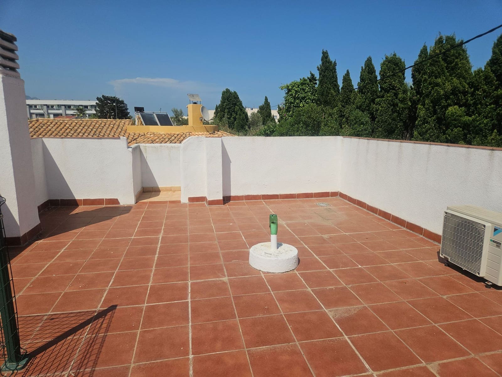 3 sypialnia Willa na sprzedaż w Vinaros z basenem garażem - 395 000 € (Ref: 9218991)