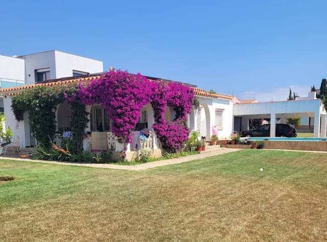 3 soveværelse Villa til salg i Vinaròs med swimmingpool - € 499.000 (Ref: 9223667)