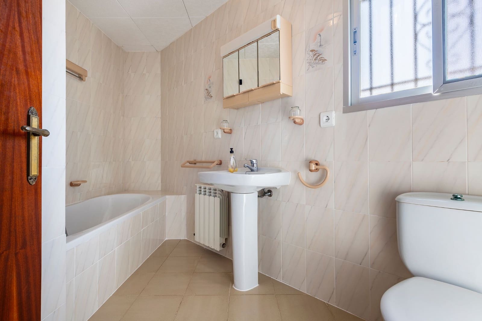 4 slaapkamer Villa te koop in Vinaros met zwembad garage - € 687.000 (Ref: 9296155)