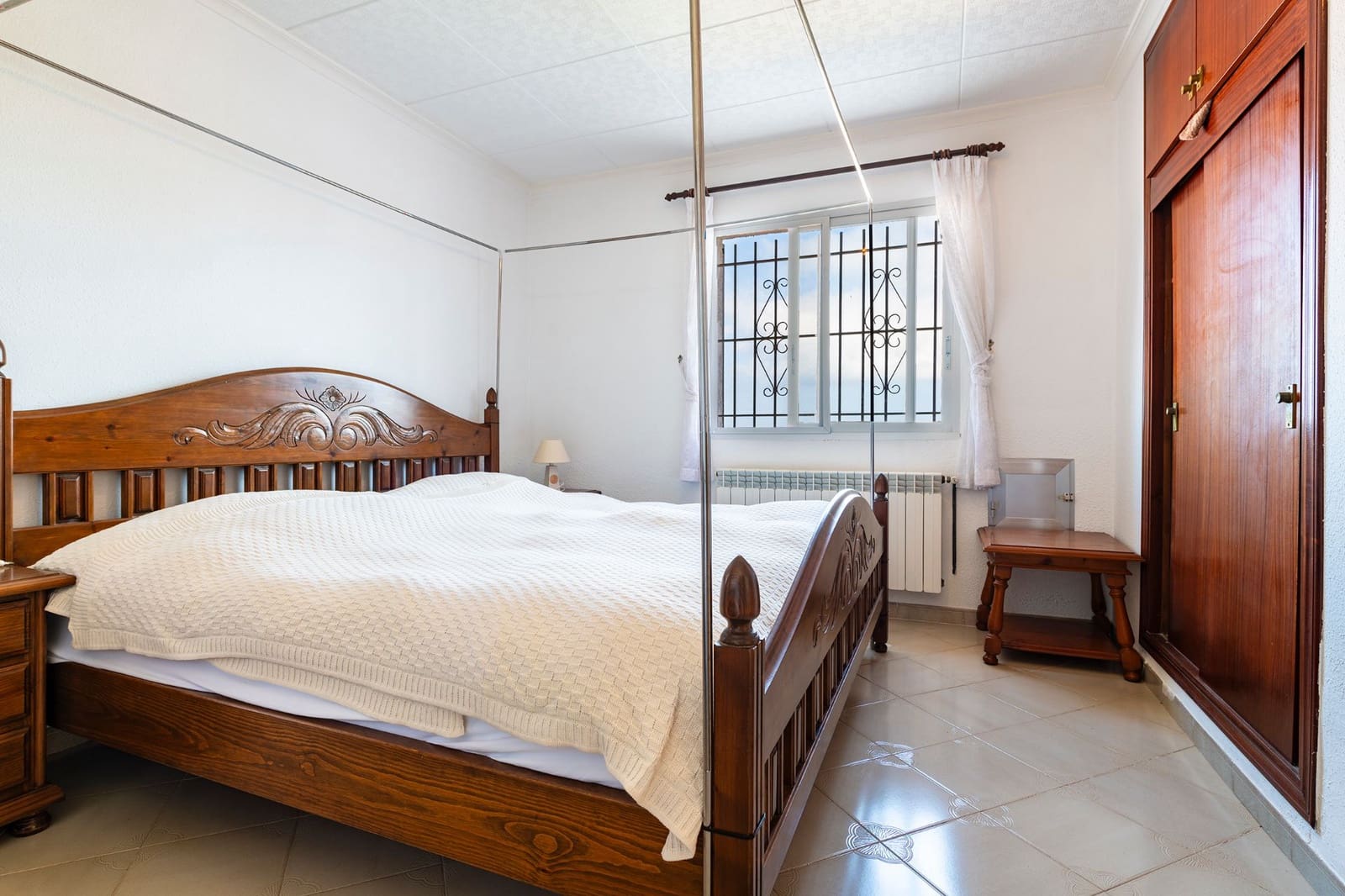 4 slaapkamer Villa te koop in Vinaros met zwembad garage - € 687.000 (Ref: 9296155)