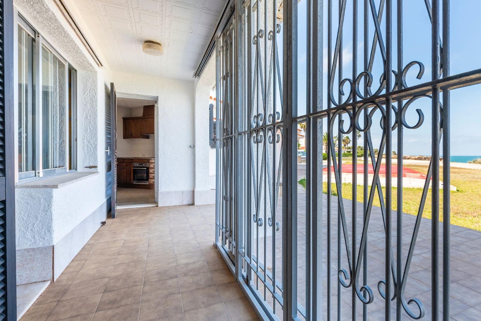 4 slaapkamer Villa te koop in Vinaros met zwembad garage - € 687.000 (Ref: 9296155)