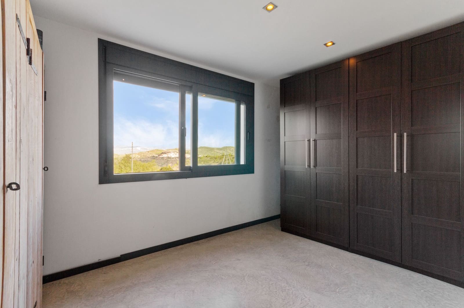 4 bedroom Finca/Country House for sale in Cervera del Maestre / Cervera del Maestrat with pool garage - € 665,000 (Ref: 9307267)