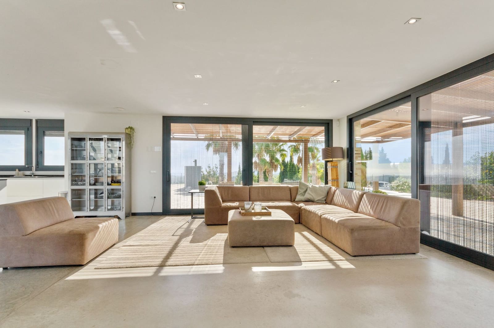 4 bedroom Finca/Country House for sale in Cervera del Maestre / Cervera del Maestrat with pool garage - € 665,000 (Ref: 9307267)